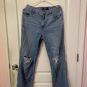 Hollister Women’s Ripped Dad Jeans